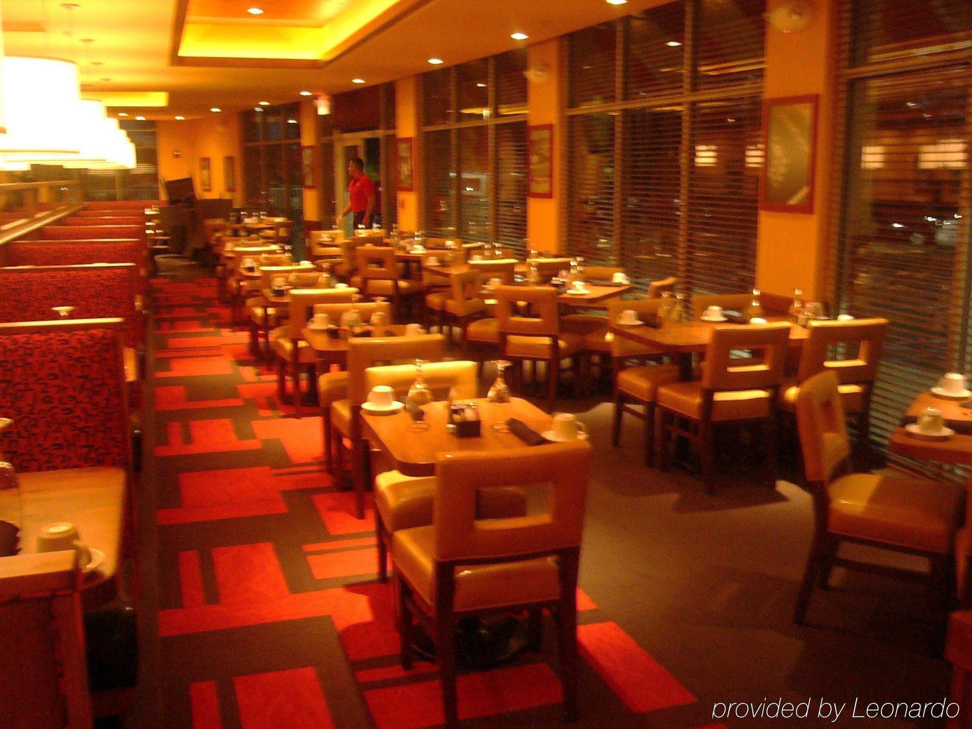 ฮิลตัน การ์เดน อินน์ โคลัมเบีย แอร์พอร์ต, เซาท์แคโรไลนา ร้านอาหาร รูปภาพ